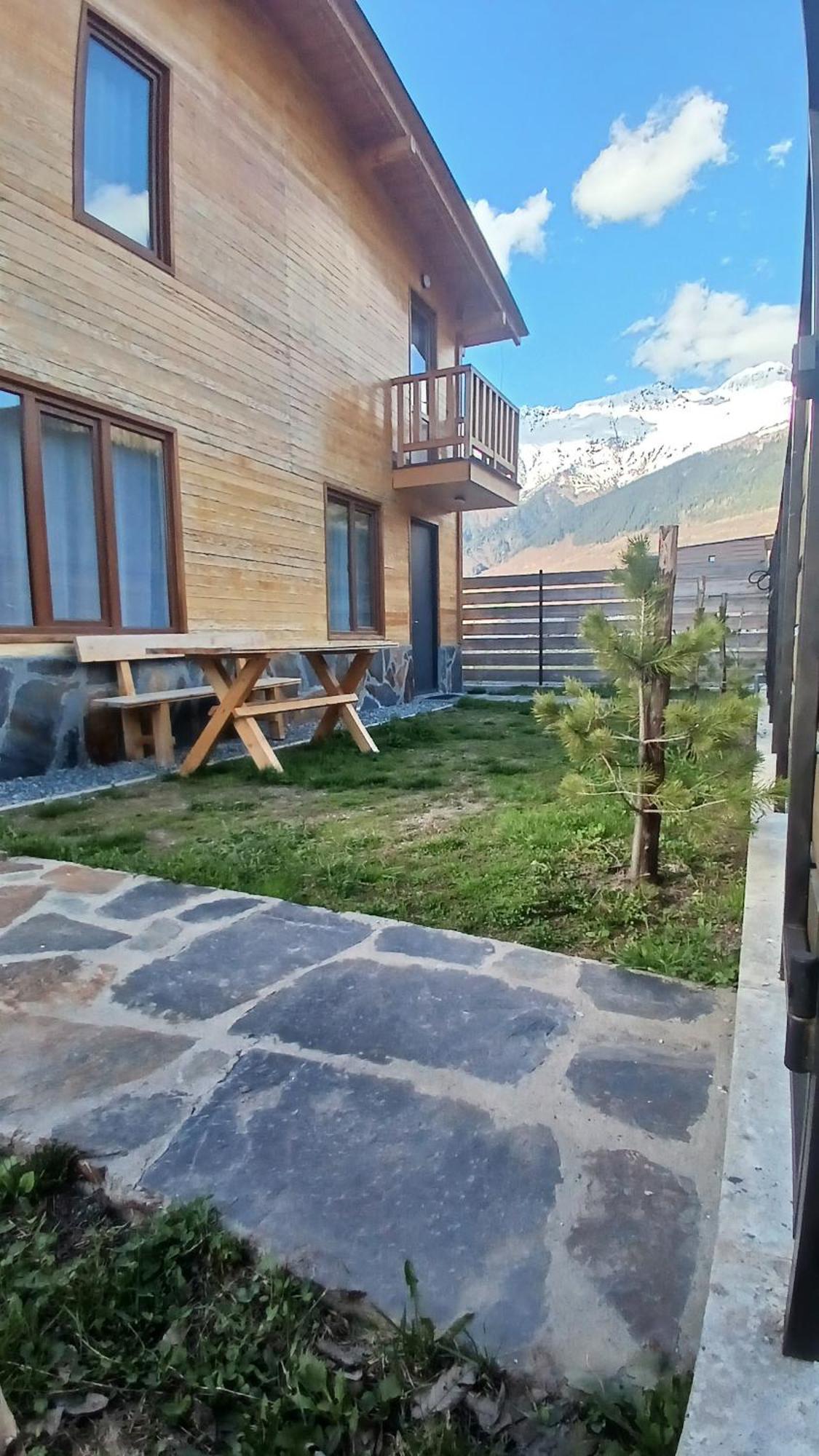 Cottage Qel Mestia Esterno foto